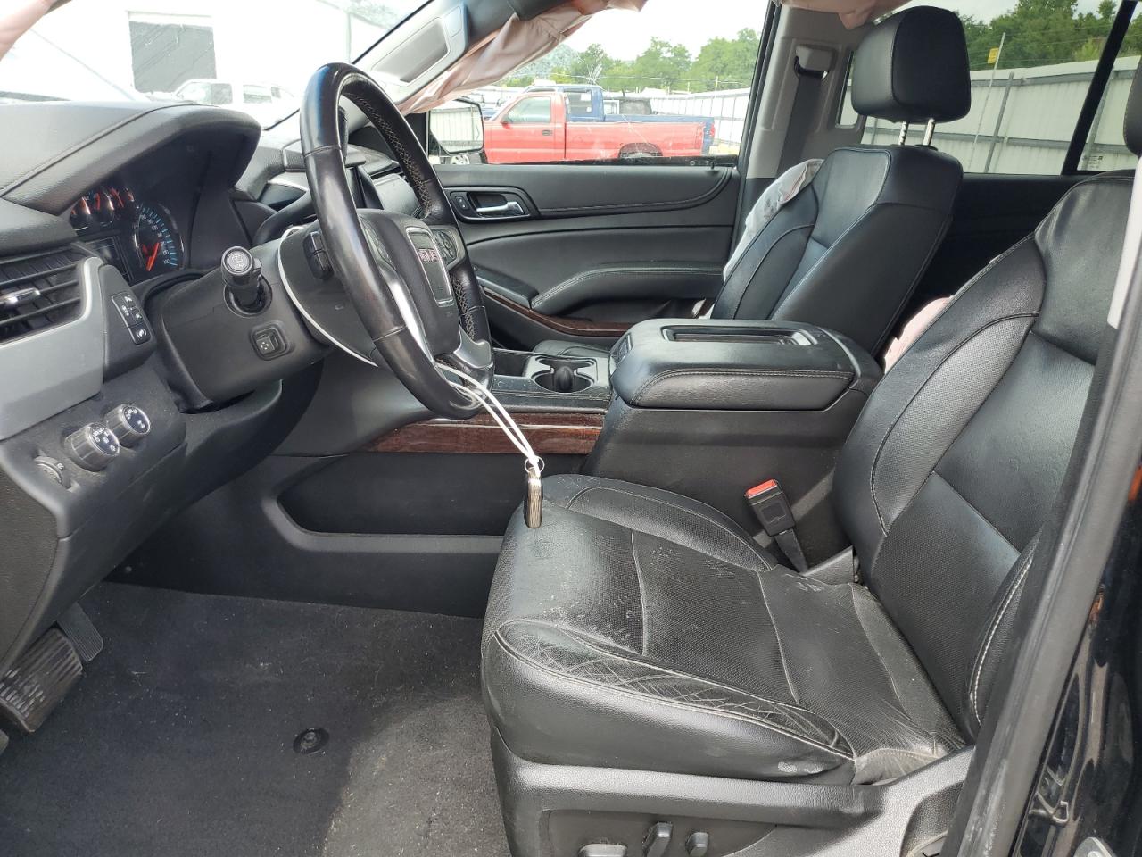 GMC Yukon Slt Image 8