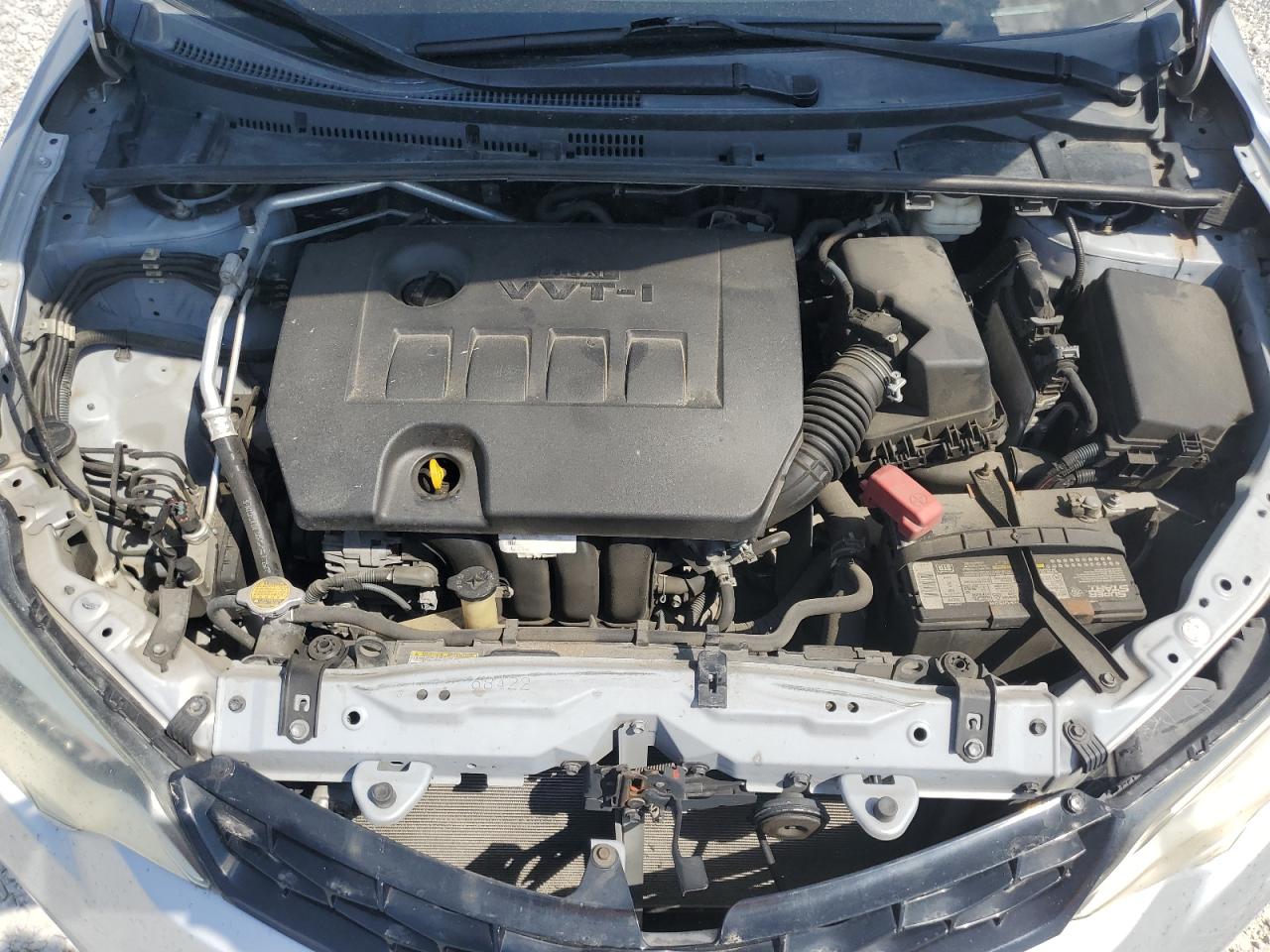 Toyota Corolla L Image 8