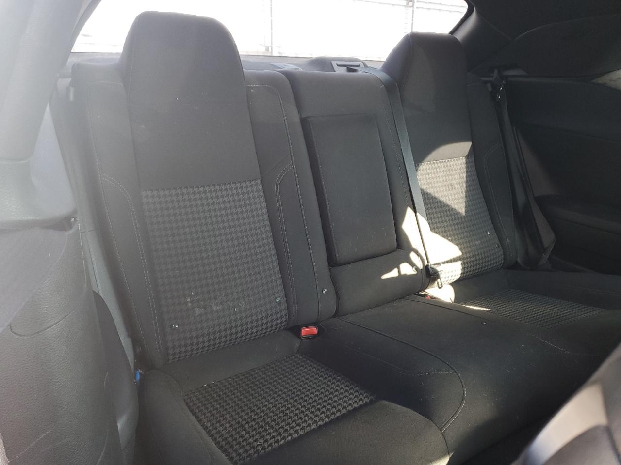 Dodge Challenger Sxt Image 12