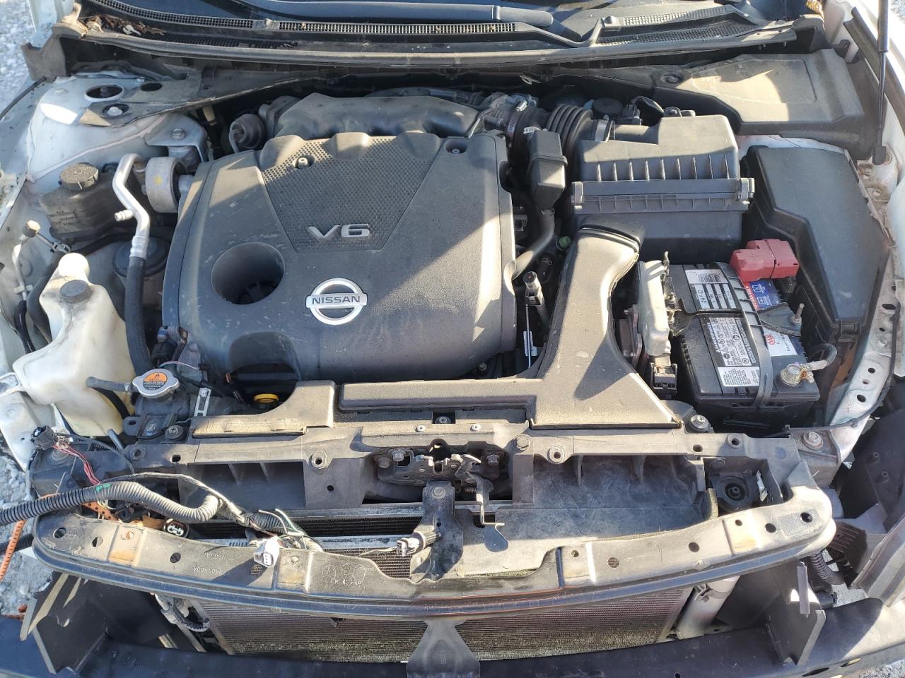 Nissan Maxima S Image 11