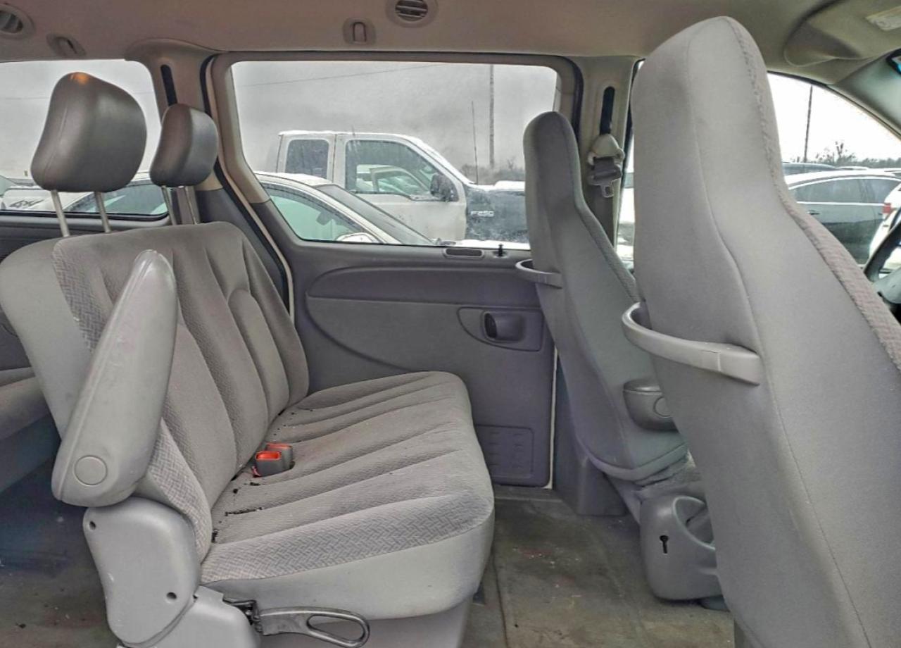 Dodge Caravan Se Image 6