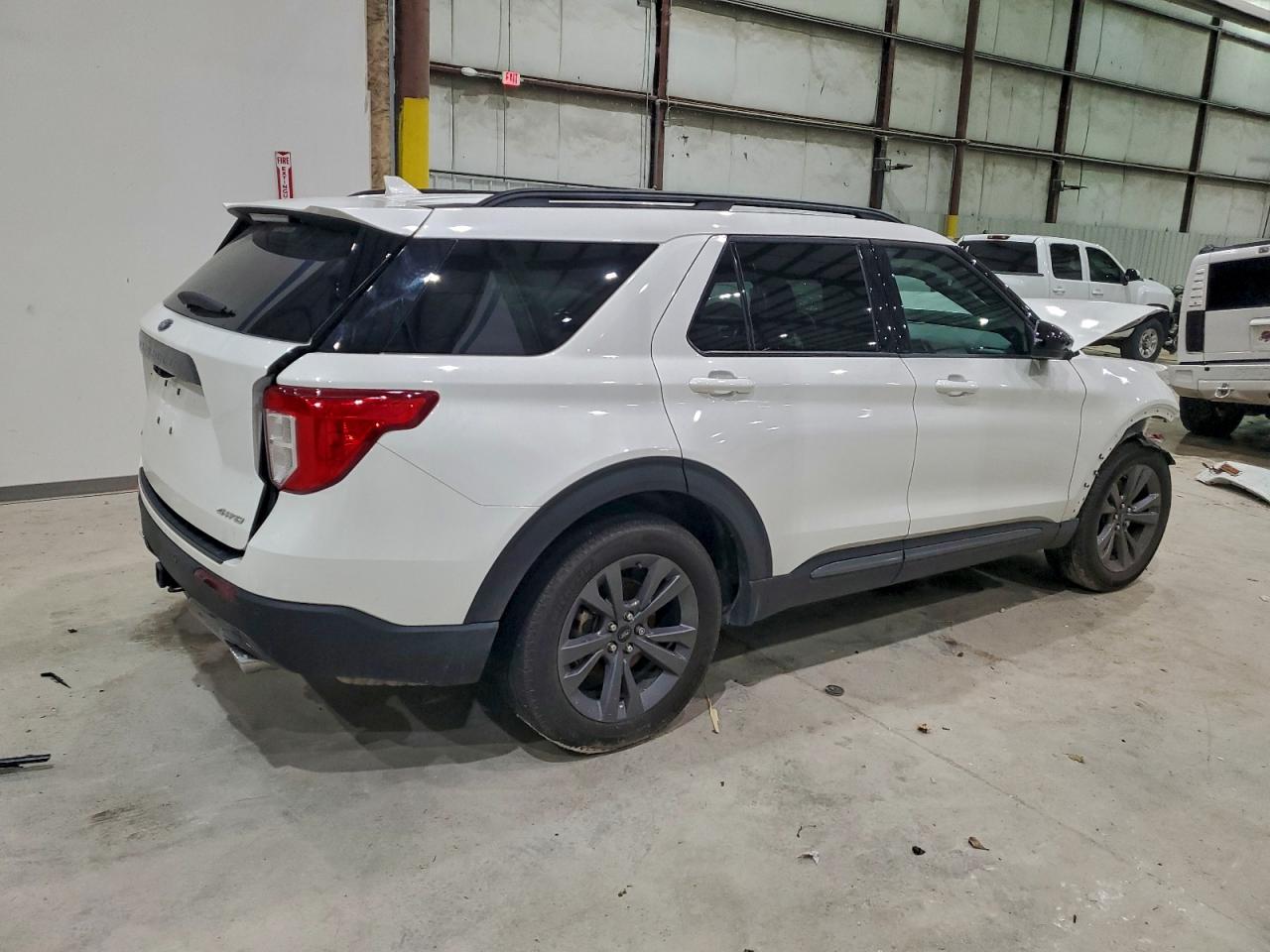 Ford Explorer Xlt Image 5