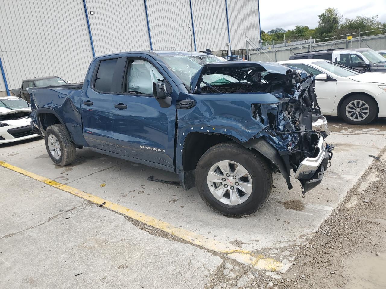 GMC Sierra K1500 Image 4