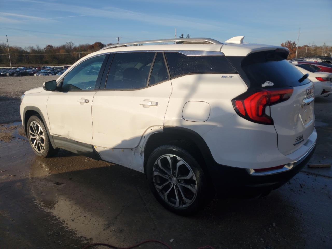 GMC Terrain Slt Image 2