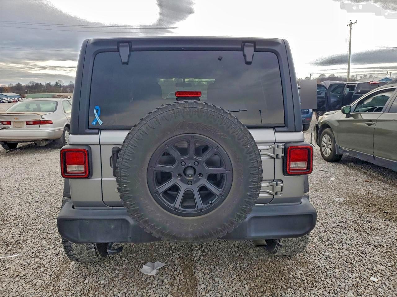 Jeep Wrangler Sport Image 6