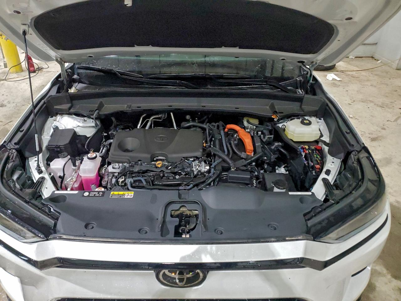 Toyota Grand High Le Image 9