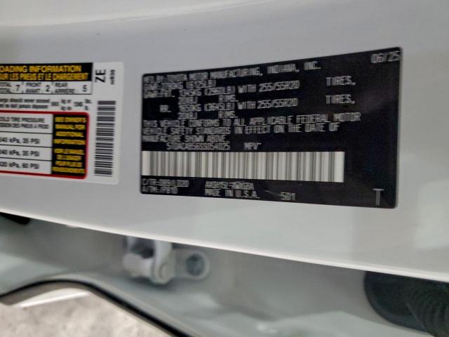 Toyota Grand High Le Image 14