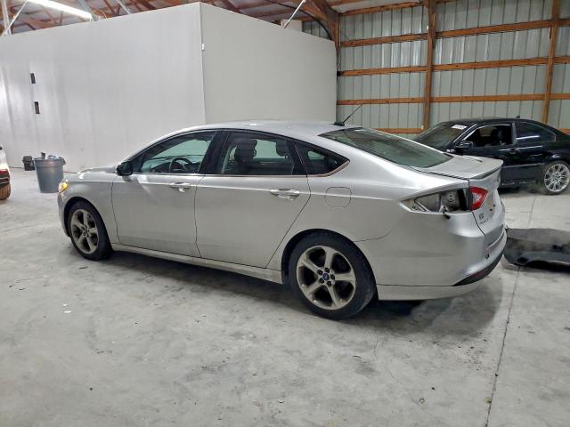 Ford Fusion Se Image 4