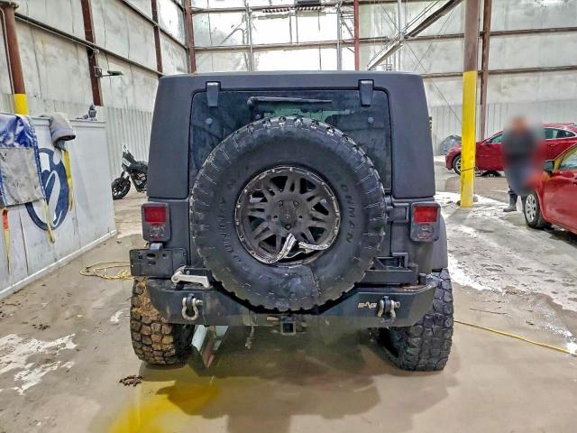 Jeep Wrangler Rubicon Image 5