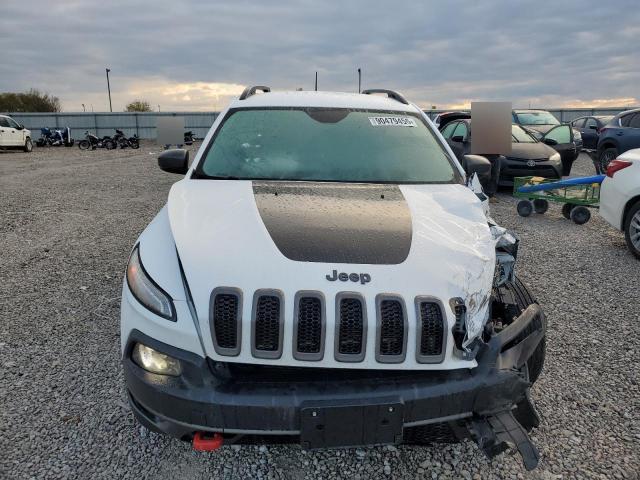 Jeep Cherokee Trailhawk Image 6