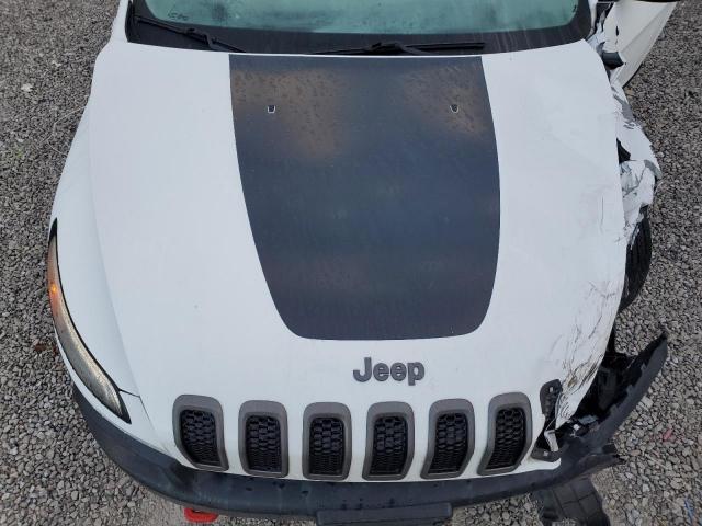 Jeep Cherokee Trailhawk Image 9
