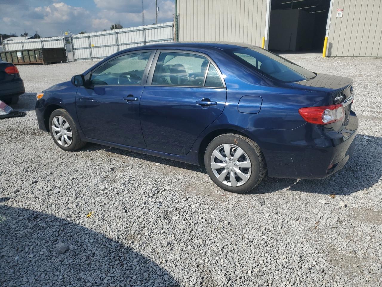 Toyota Corolla Base Image 5