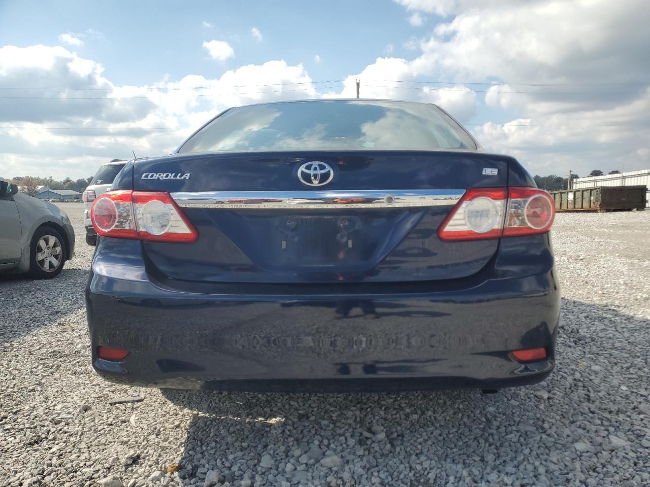 Toyota Corolla Base Image 7