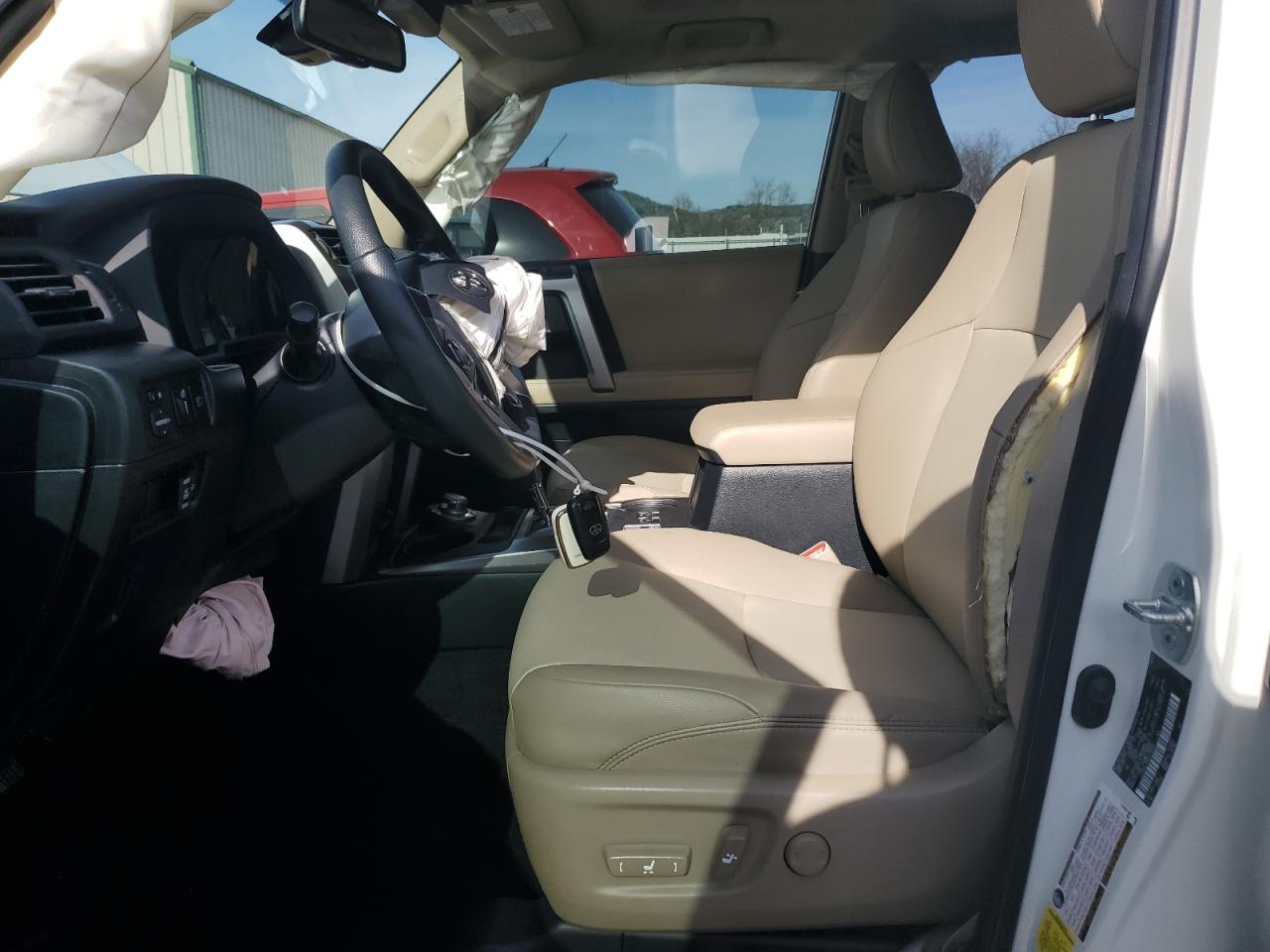 Toyota 4Runner Se Image 5