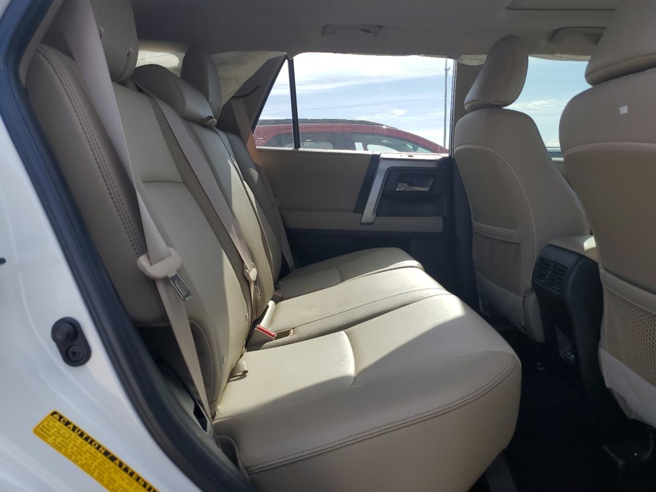 Toyota 4Runner Se Image 10