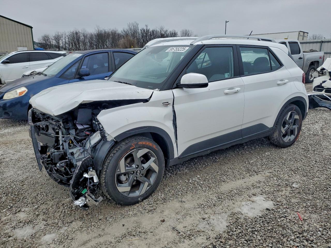 Hyundai VENUE Sel Image 1