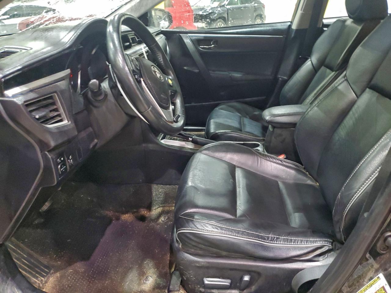 Toyota Corolla L Image 6