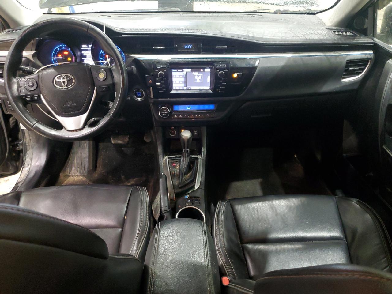 Toyota Corolla L Image 11