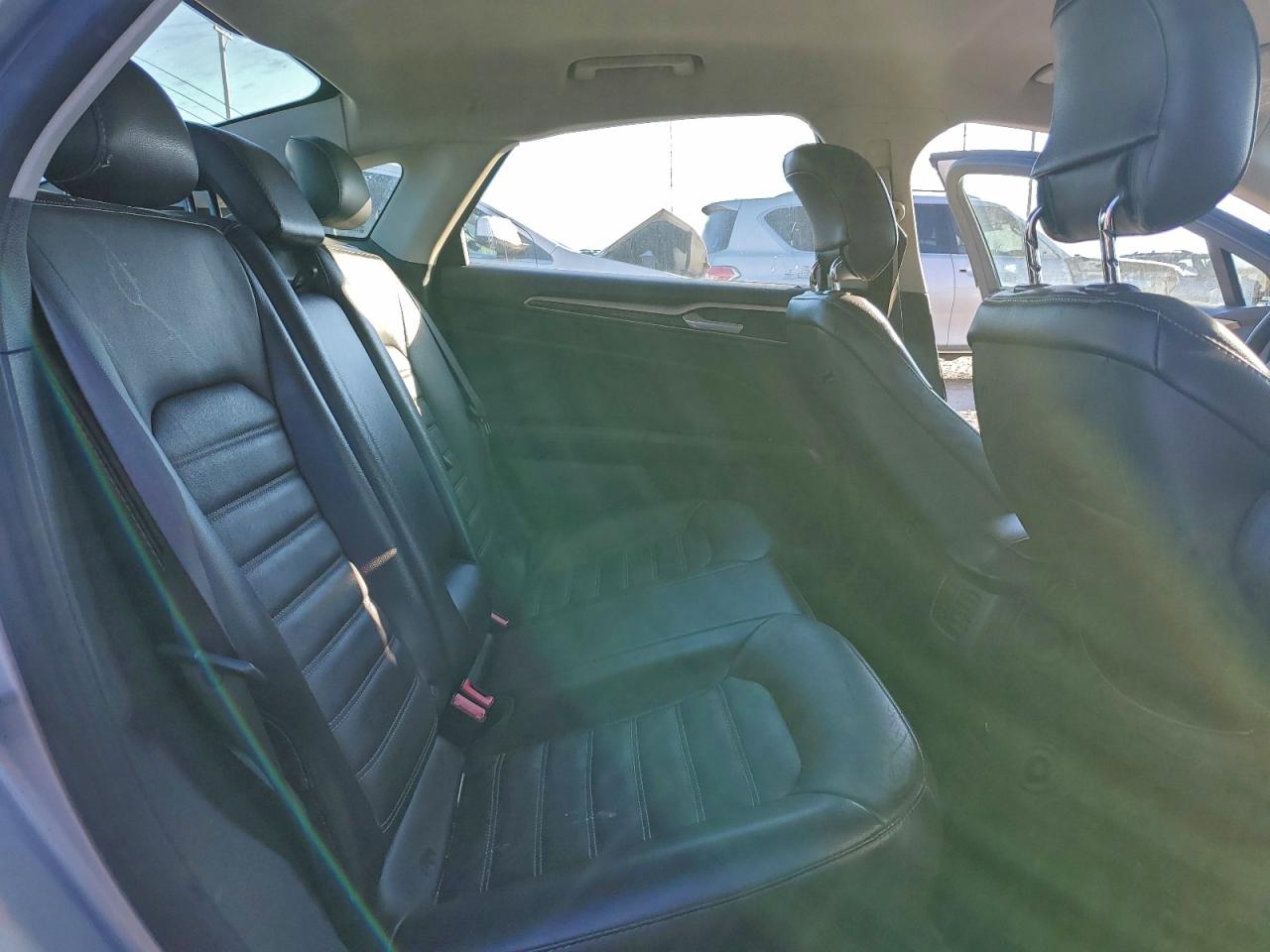 Ford Fusion Se Image 10