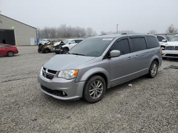  Salvage Dodge Caravan