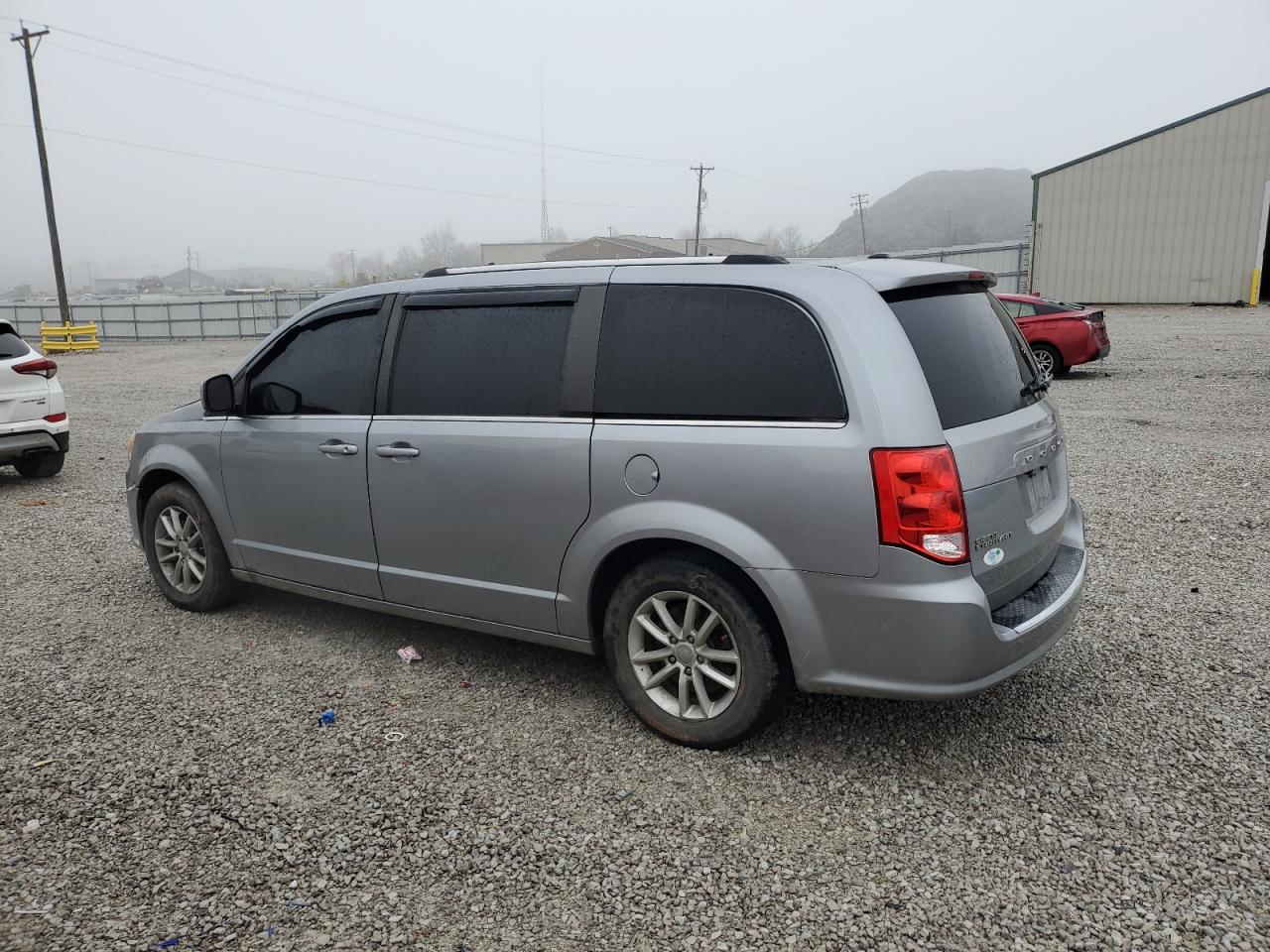 Dodge Caravan Sxt Image 4