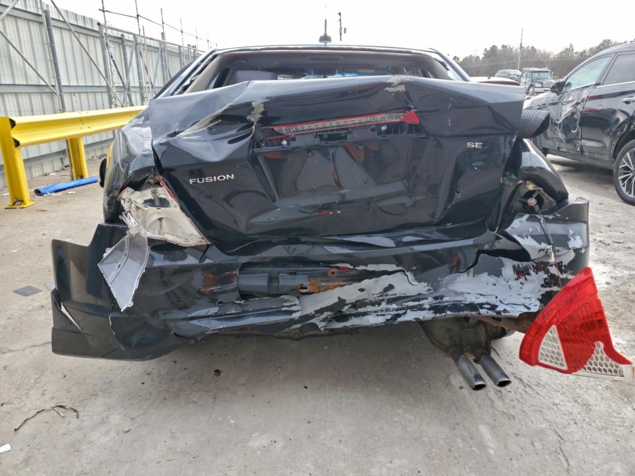 Ford Fusion Se Image 10