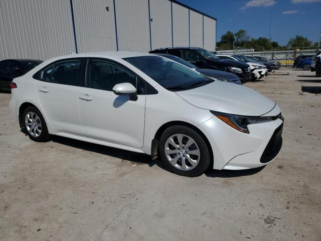 Toyota Corolla Le Image 4