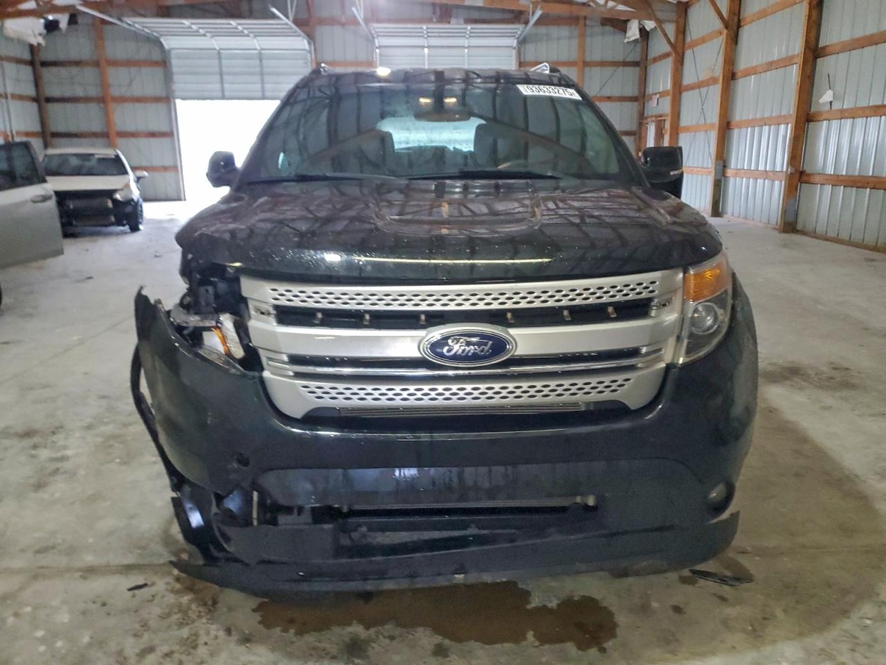 Ford Explorer Xlt Image 3