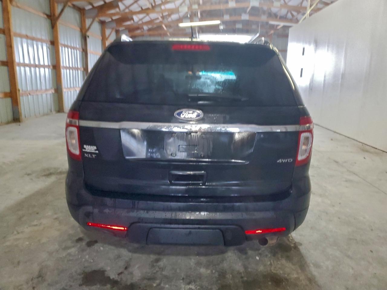 Ford Explorer Xlt Image 6