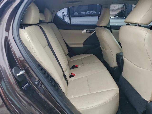 Lexus Ct 200 Image 2