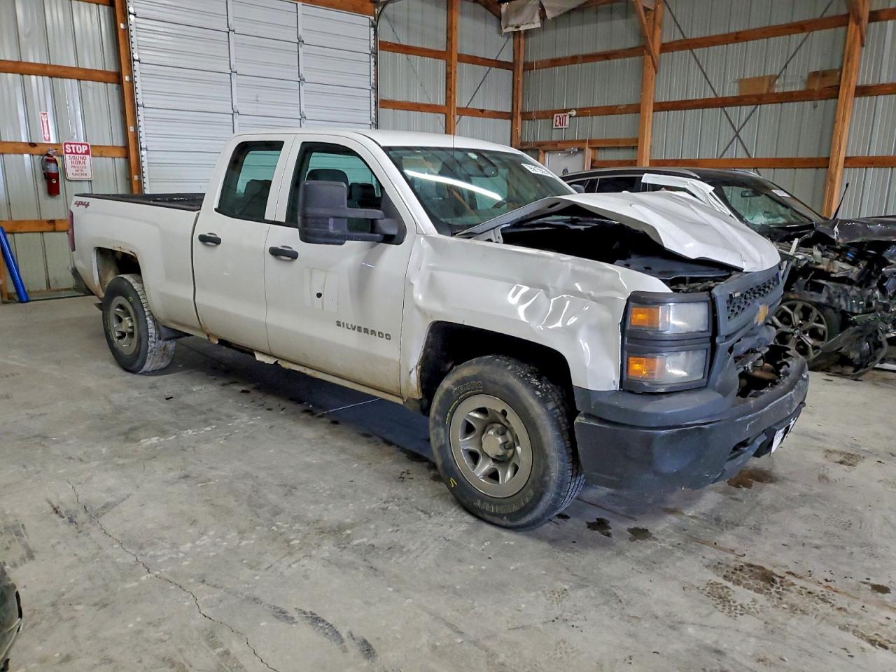 Chevrolet Silverado K1500 Image 6