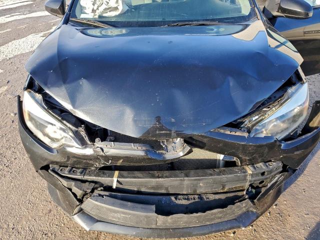 Toyota Corolla L Image 11