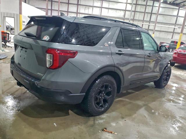 Ford Explorer Timberline Image 3