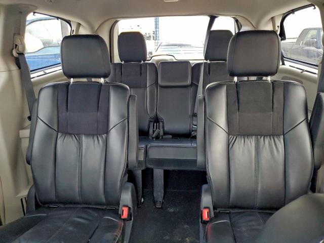 Chrysler Minivan Limited Platinum Image 9