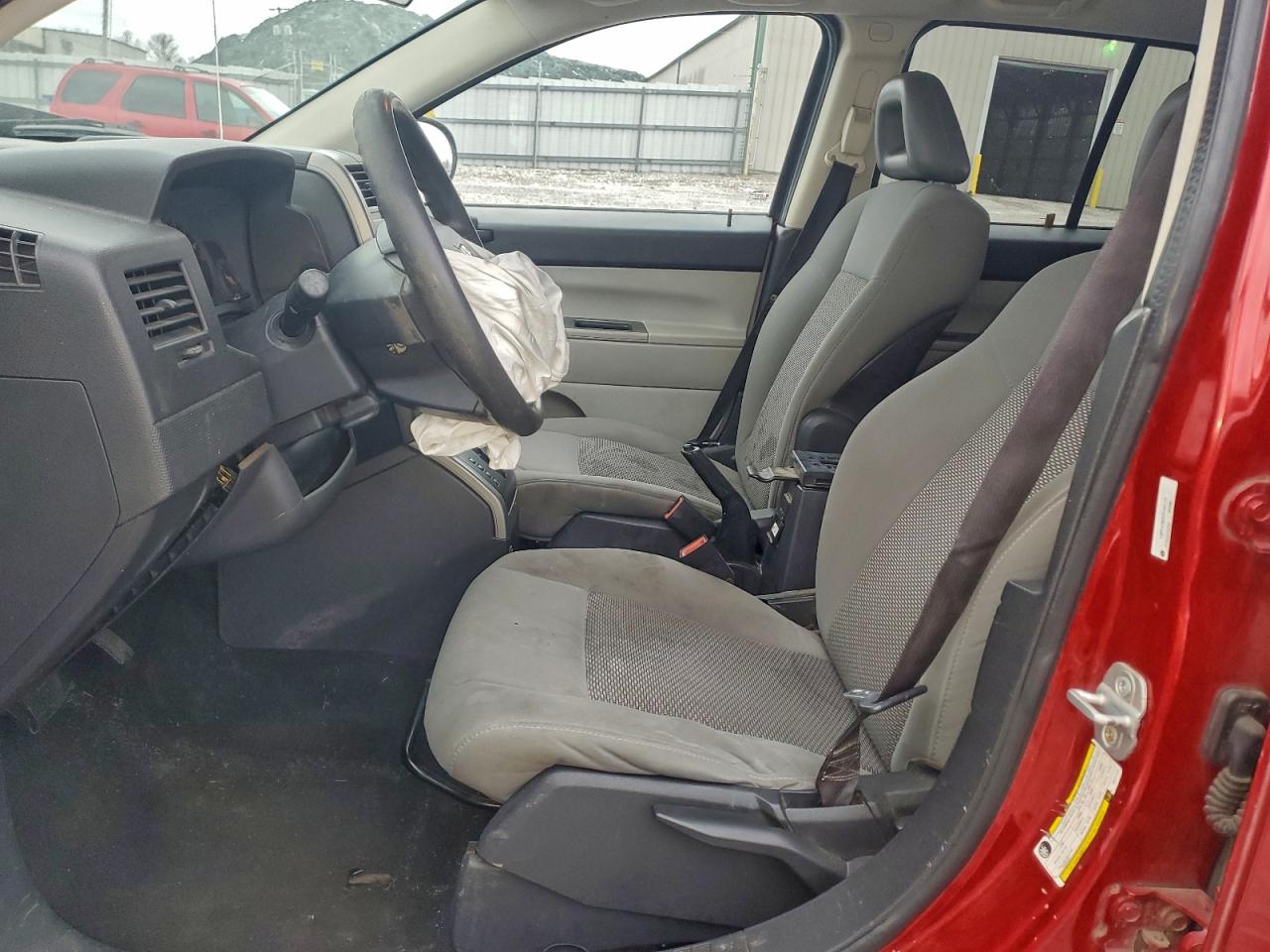 Jeep Compass Image 2