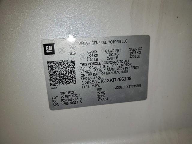 GMC Yukon Denali Image 11