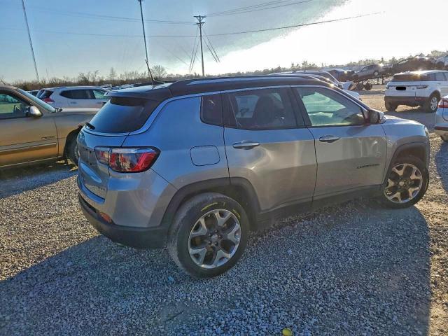 Jeep Compass Limited Image 8