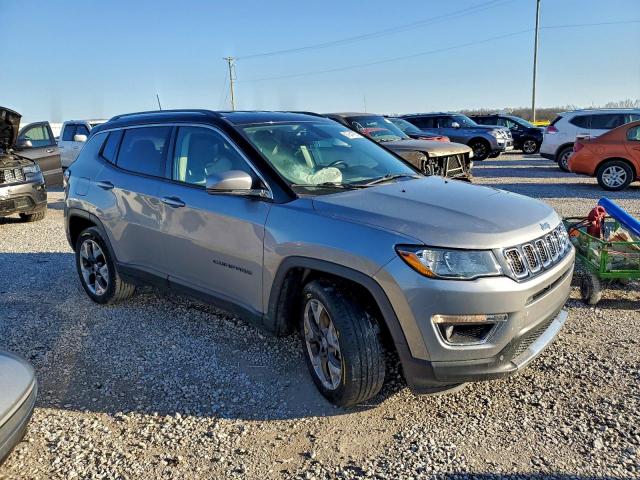 Jeep Compass Limited Image 9