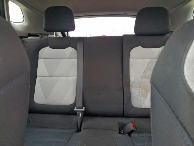 Chevrolet Trax Ls Image 12