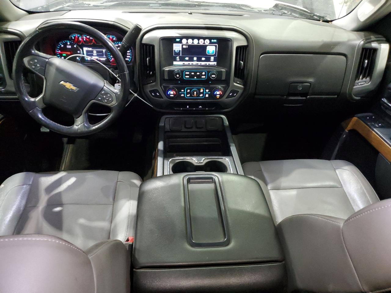 Chevrolet Silverado K1500 Ltz Image 9