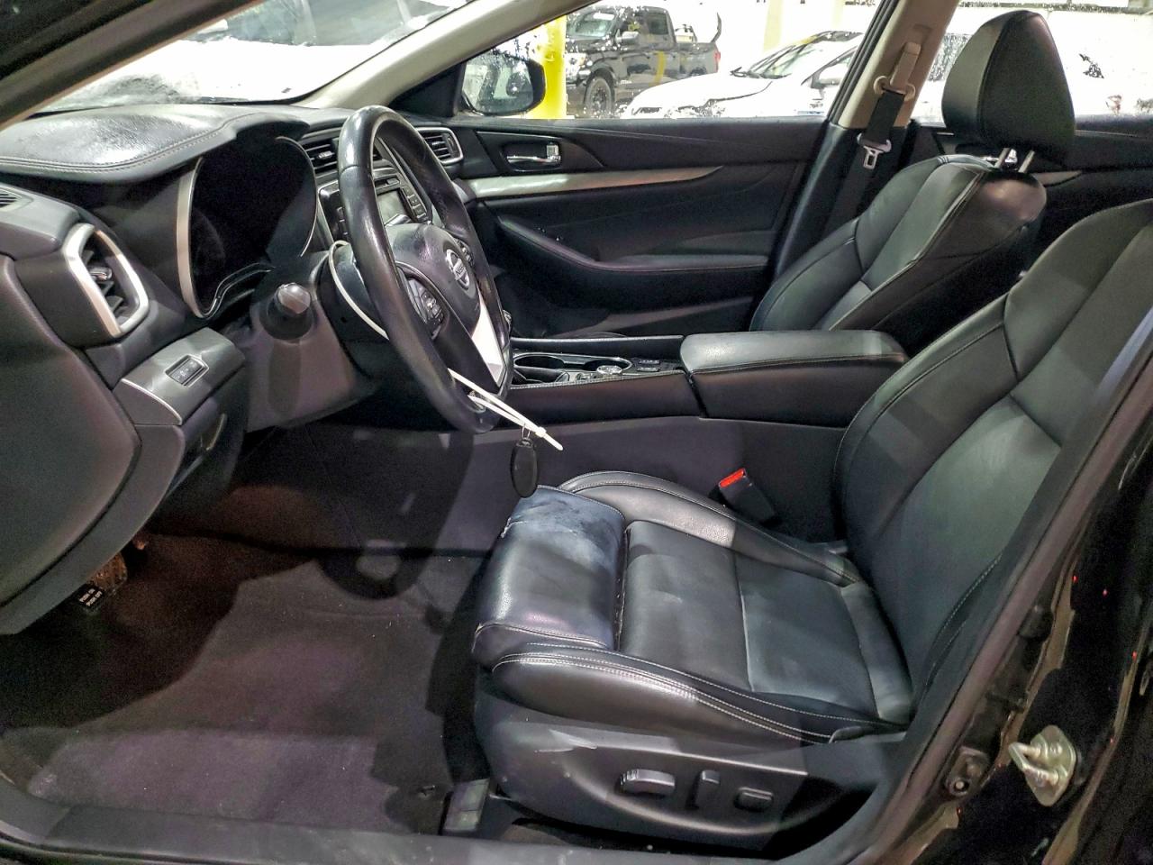 Nissan Maxima 3.5s Image 5