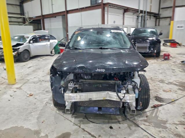 Jeep Compass Limited Image 5