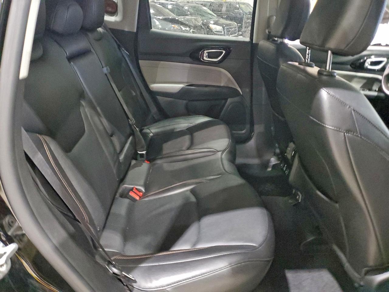 Jeep Compass Limited Image 7