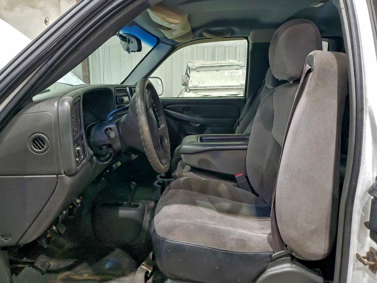 GMC Sierra K1500 Image 4