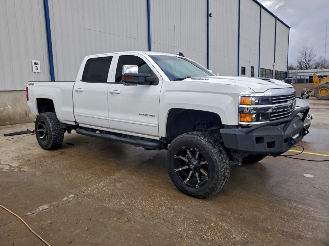 Chevrolet Silverado K2500 Heavy Duty Lt Image 2