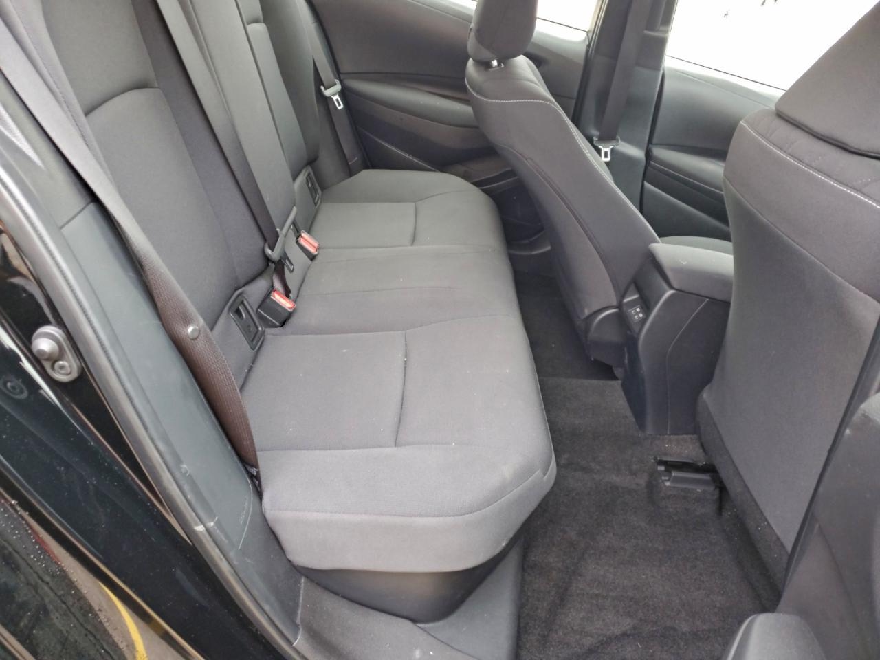 Toyota Corolla Le Image 9