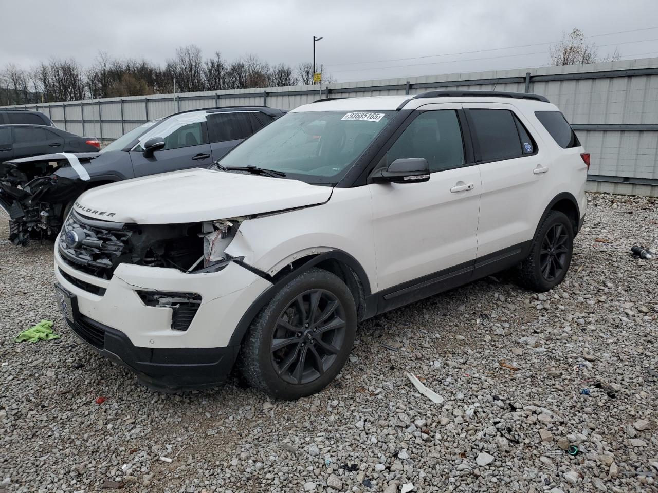 Ford Explorer Xlt Image 1