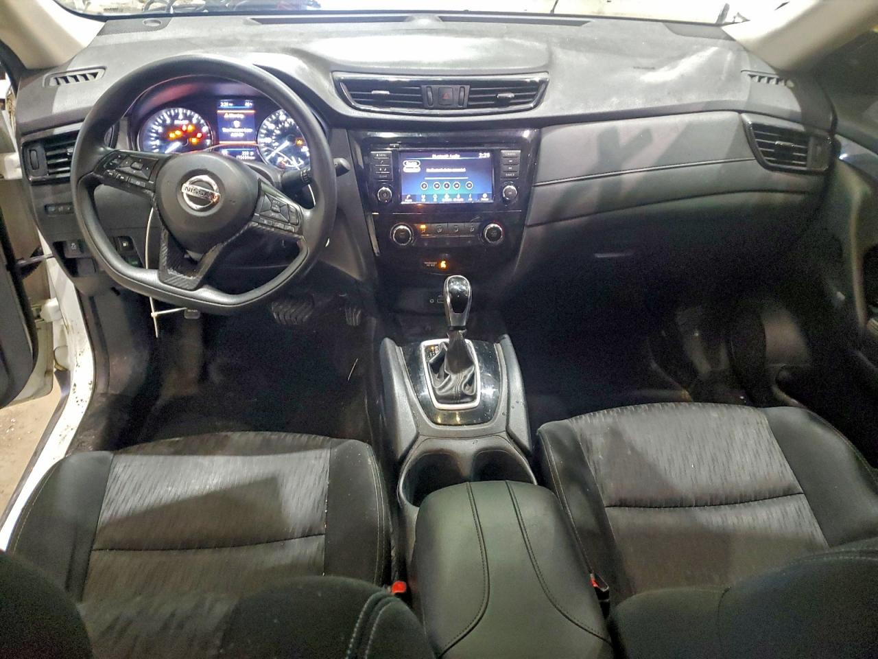 Nissan Rogue S Image 7