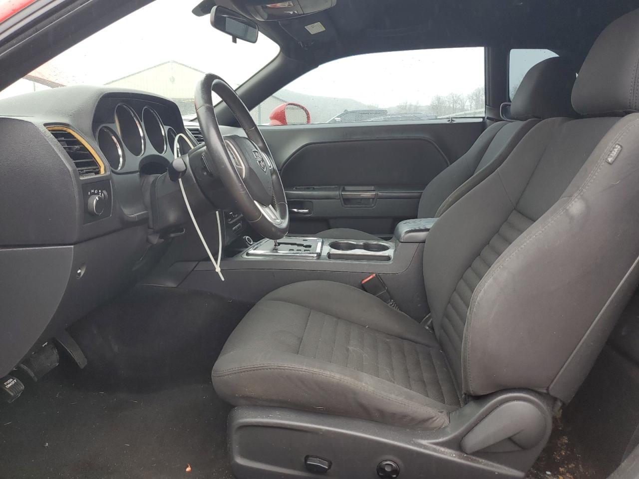 Dodge Challenger Sxt Image 7