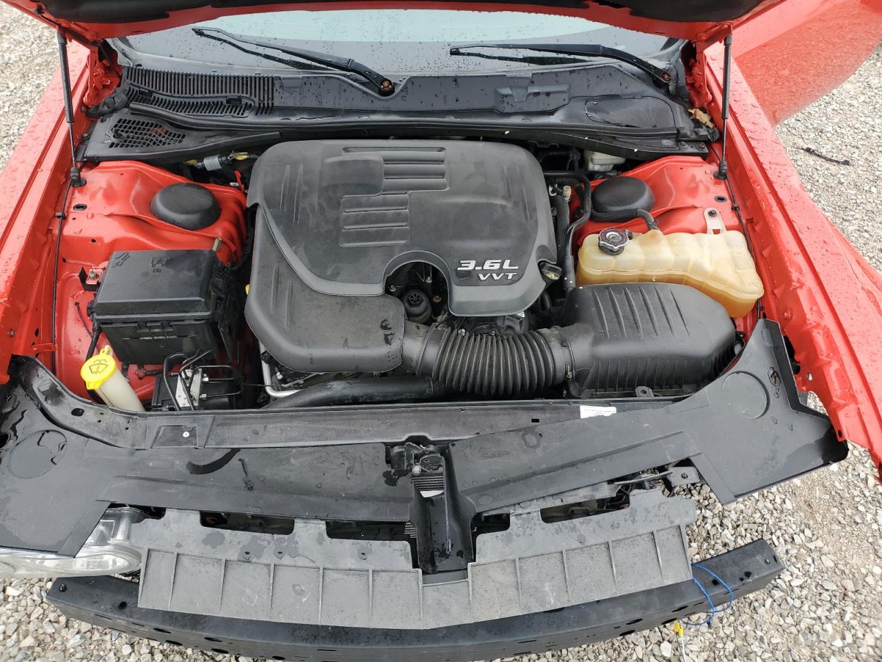 Dodge Challenger Sxt Image 8